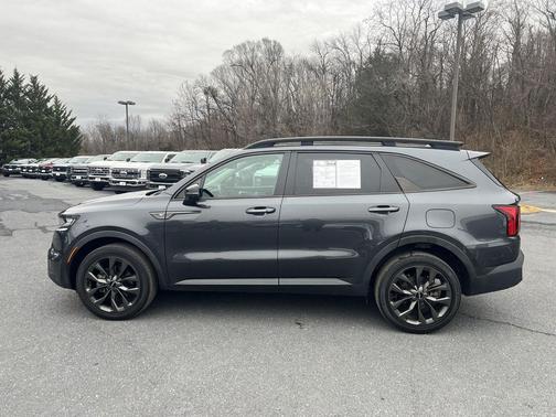 2023 Kia Sorento EX
