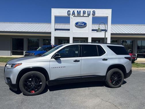 Silver Ice Metallic 2021 Chevrolet Traverse Premier