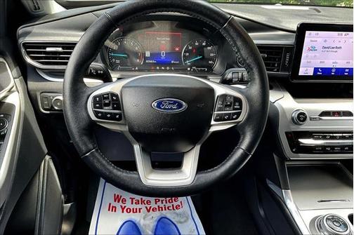 2022 Ford Explorer XLT 4WD