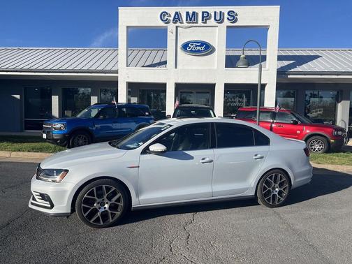 2017 Volkswagen Jetta GLI