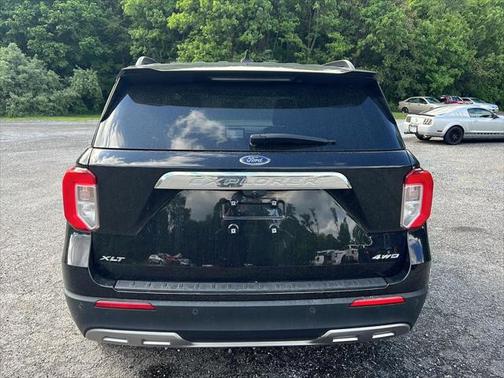 2022 Ford Explorer XLT 4WD