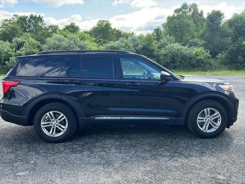 2022 Ford Explorer XLT 4WD