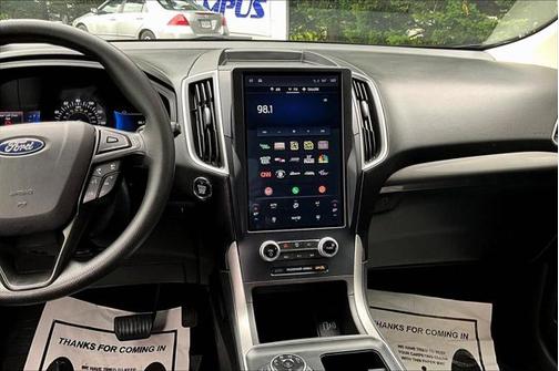 2023 Ford Edge SE