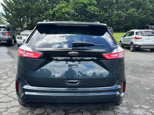 2023 Ford Edge SE