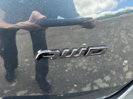 2023 Ford Edge SE