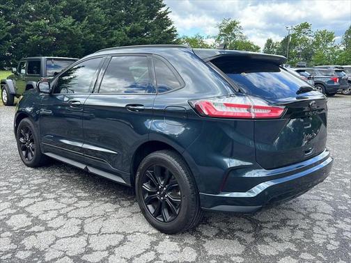 2023 Ford Edge SE