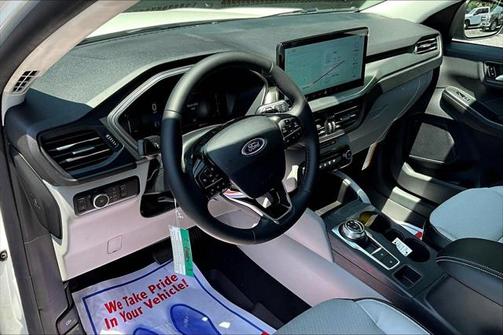2025 Ford Escape PHEV Base