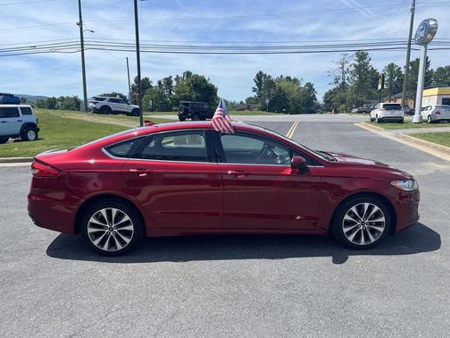 RUBY RED TINTED CLEARCOAT 2019 Ford Fusion SE