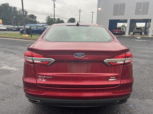 RUBY RED TINTED CLEARCOAT 2019 Ford Fusion SE