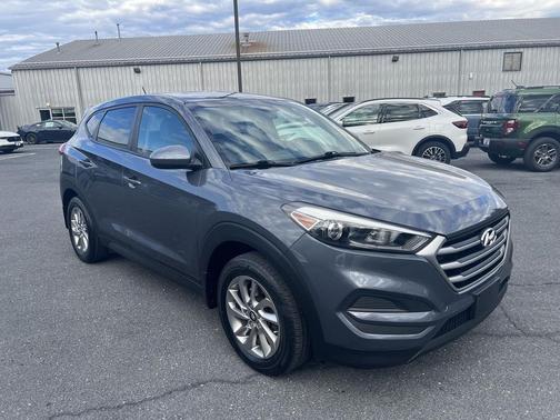 2018 Hyundai TUCSON SE