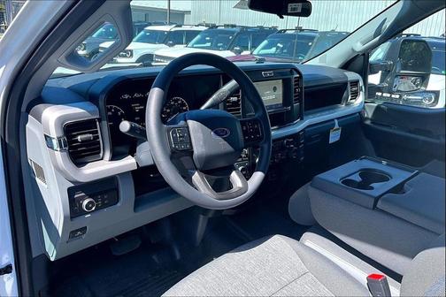 OXFORD WHITE 2026 Ford F-250 XL