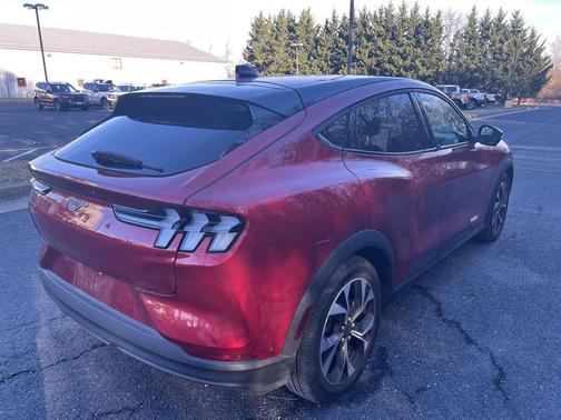 2024 Ford Mustang Mach-E Select