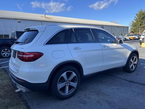 2018 Mercedes-Benz GLC 300 4MATIC