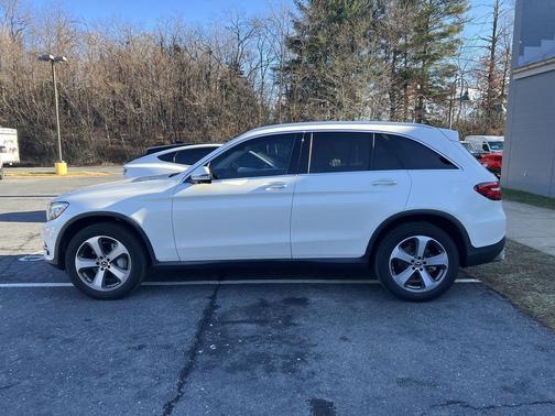 2018 Mercedes-Benz GLC 300 4MATIC