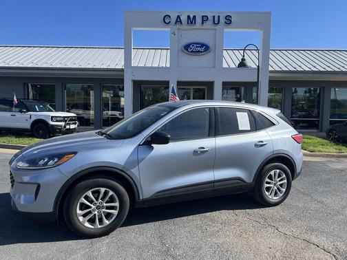 ICED BLUE SILVER METALLIC 2022 Ford Escape SE