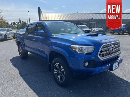 2017 Toyota Tacoma TRD Sport
