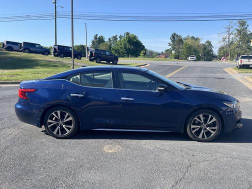 Deep Blue Pearl 2016 Nissan Maxima 3.5 SL