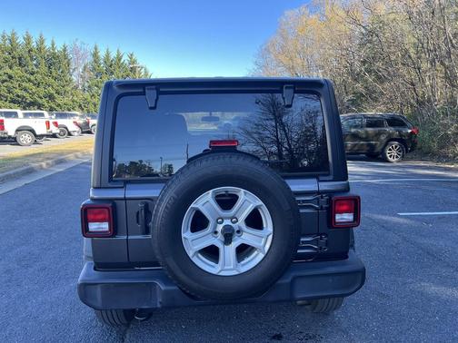 2022 Jeep Wrangler Unlimited Sport