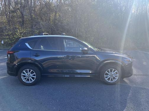 2024 Mazda CX-5 2.5 S Preferred Package