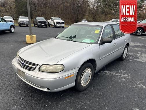 2002 Chevrolet Malibu Base