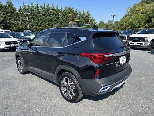 2021 Kia Seltos EX IVT AWD