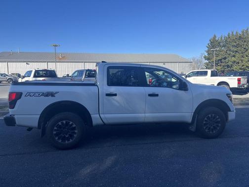 2022 Nissan Titan PRO-4X