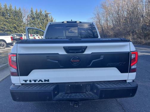 2022 Nissan Titan PRO-4X
