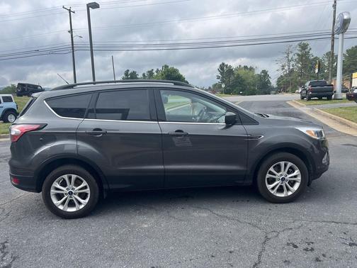 MAGNETIC METALLIC 2018 Ford Escape SE