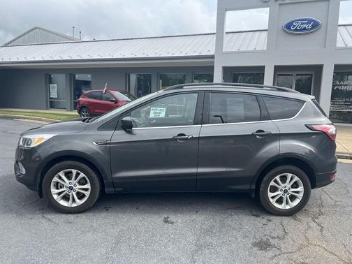 MAGNETIC METALLIC 2018 Ford Escape SE