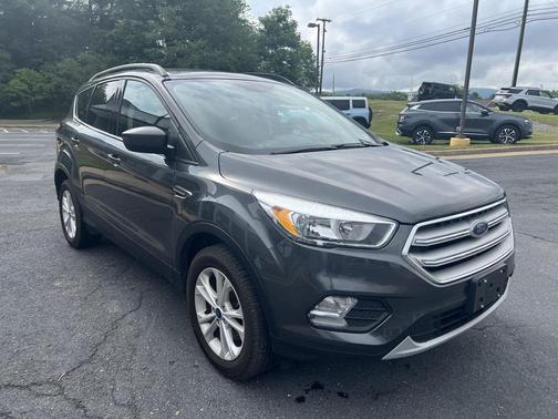 MAGNETIC METALLIC 2018 Ford Escape SE