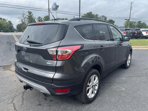 MAGNETIC METALLIC 2018 Ford Escape SE