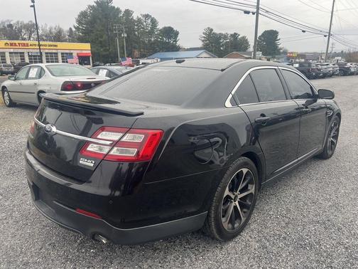 2015 Ford Taurus SHO