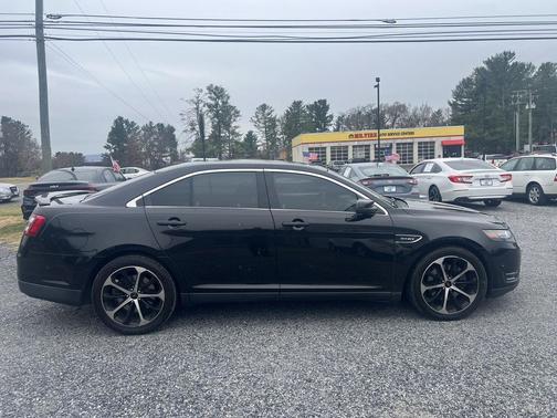 2015 Ford Taurus SHO