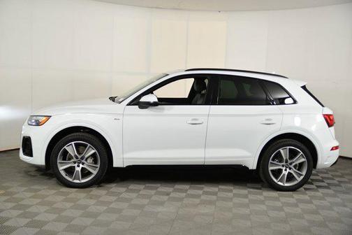 2025 Audi Q5 Premium 45 TFSI S line quattro