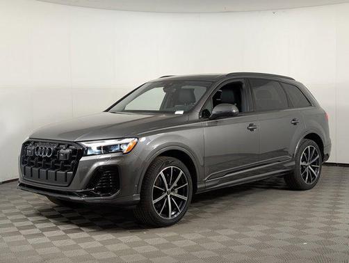 2025 Audi Q7 45 Premium Plus