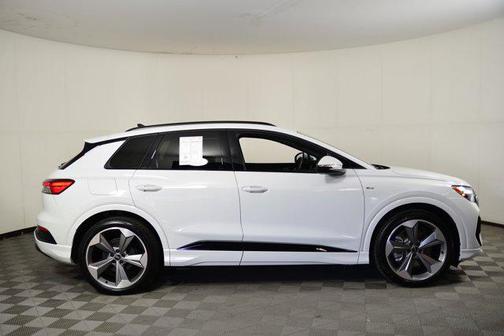 2025 Audi Q4 e-tron Premium Plus 55 quattro