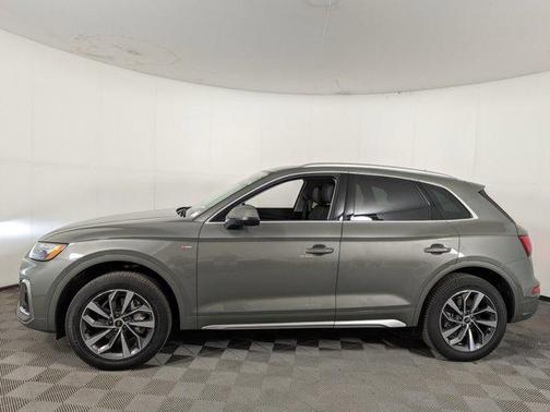 2024 Audi Q5 45 S line Premium