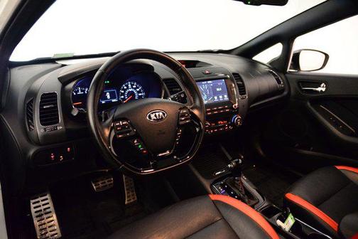 2017 Kia Forte SX