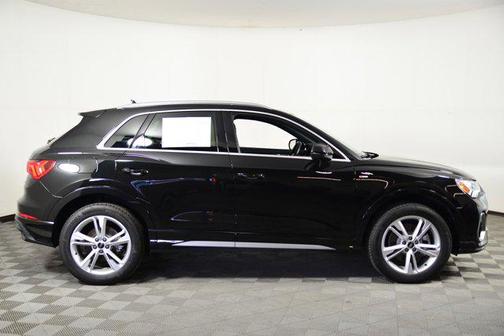 2024 Audi Q3 Premium 45 TFSI S line quattro Tiptronic