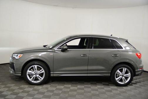 2024 Audi Q3 Premium 45 TFSI S line quattro Tiptronic