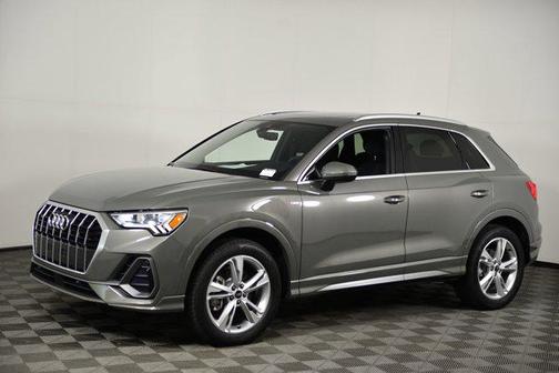 2024 Audi Q3 Premium 45 TFSI S line quattro Tiptronic