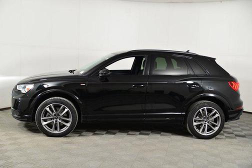 2025 Audi Q3 Premium 45 TFSI S line quattro Tiptronic