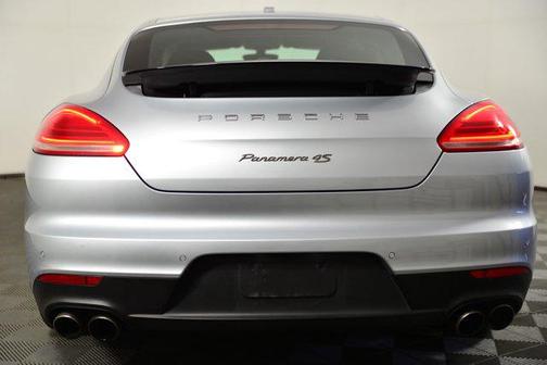 2014 Porsche Panamera 4S