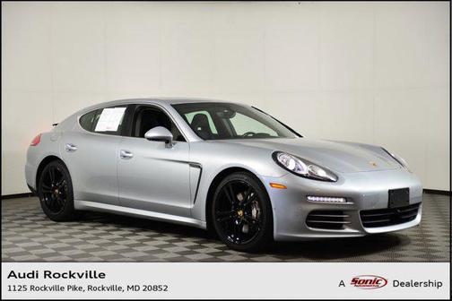 2014 Porsche Panamera 4S