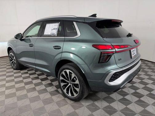 Sage Green Metallic 2026 Audi Q3 S line