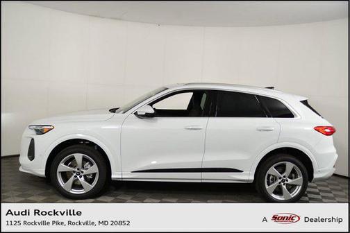 2025 Audi Q5 Premium Plus