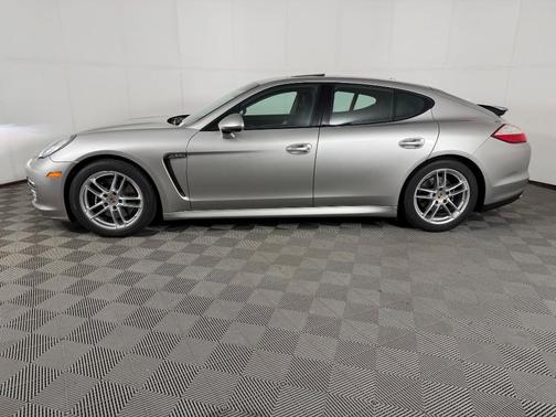 Silver 2012 Porsche Panamera 4