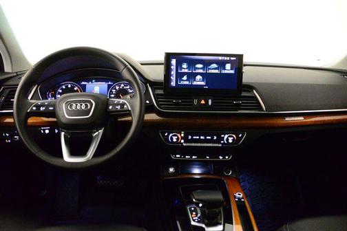 2023 Audi Q5 Premium 45 TFSI S line quattro