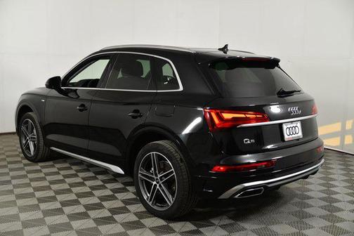 2025 Audi Q5 Premium Plus 55 TFSI e S line quattro S tronic