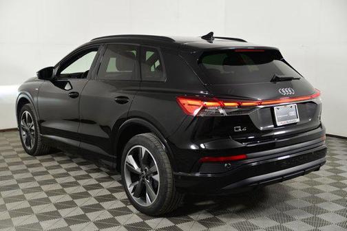 2024 Audi Q4 e-tron Prestige 50 quattro